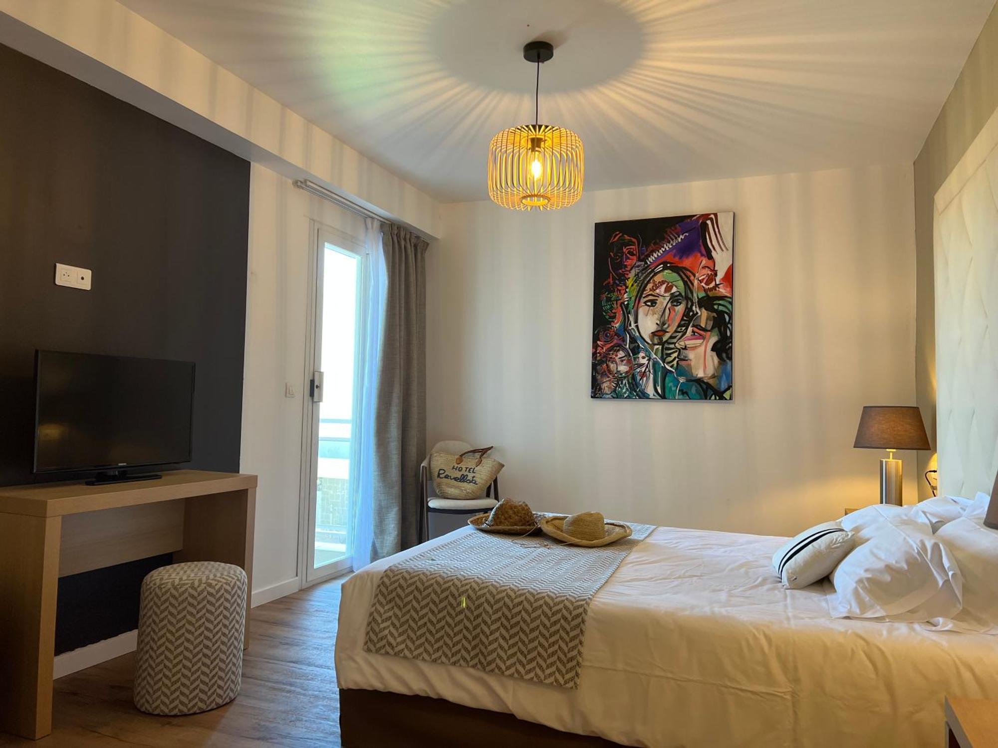 Hotel Revellata & Spa Καλβί Εξωτερικό φωτογραφία