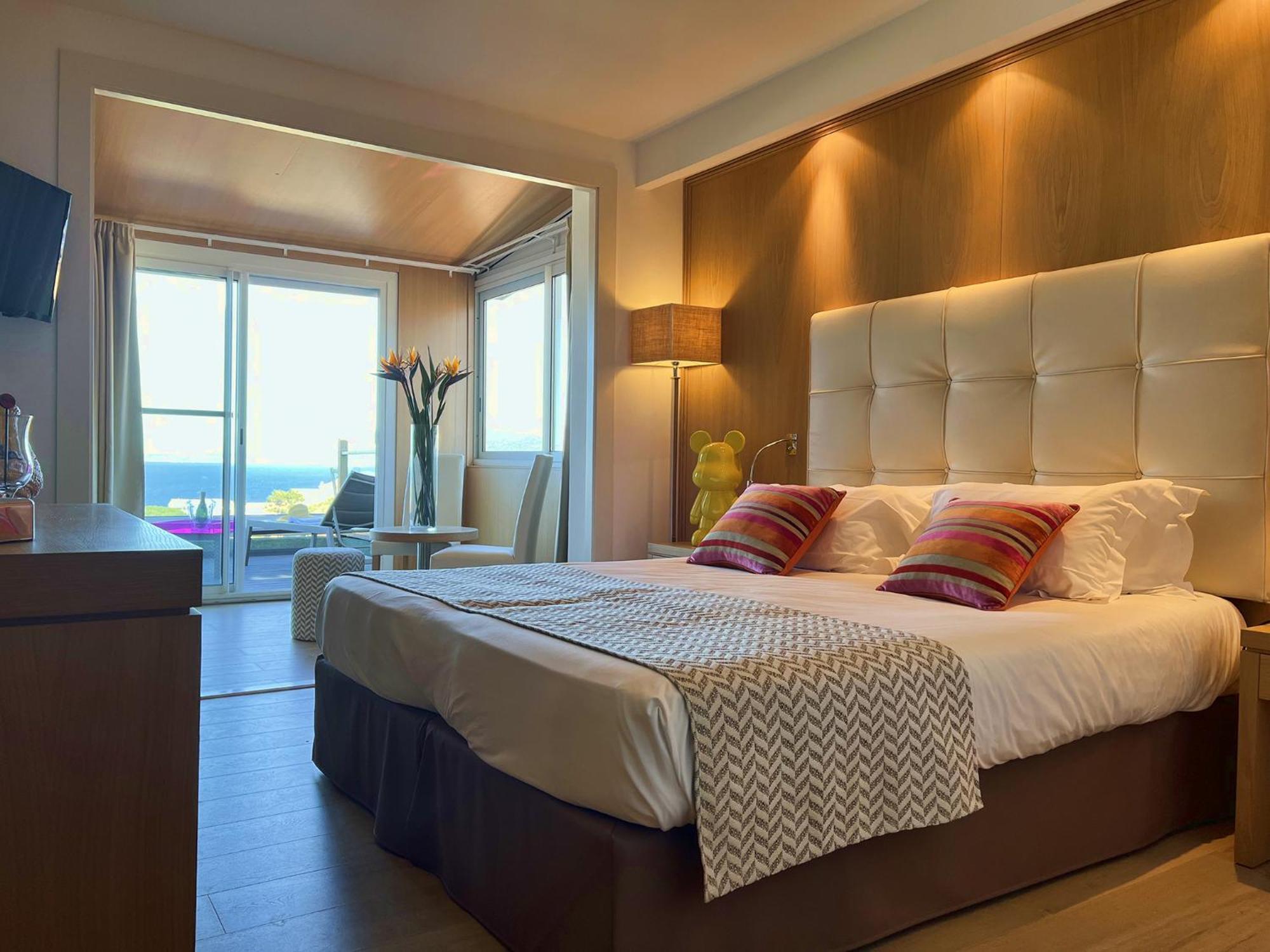 Hotel Revellata & Spa Καλβί Εξωτερικό φωτογραφία
