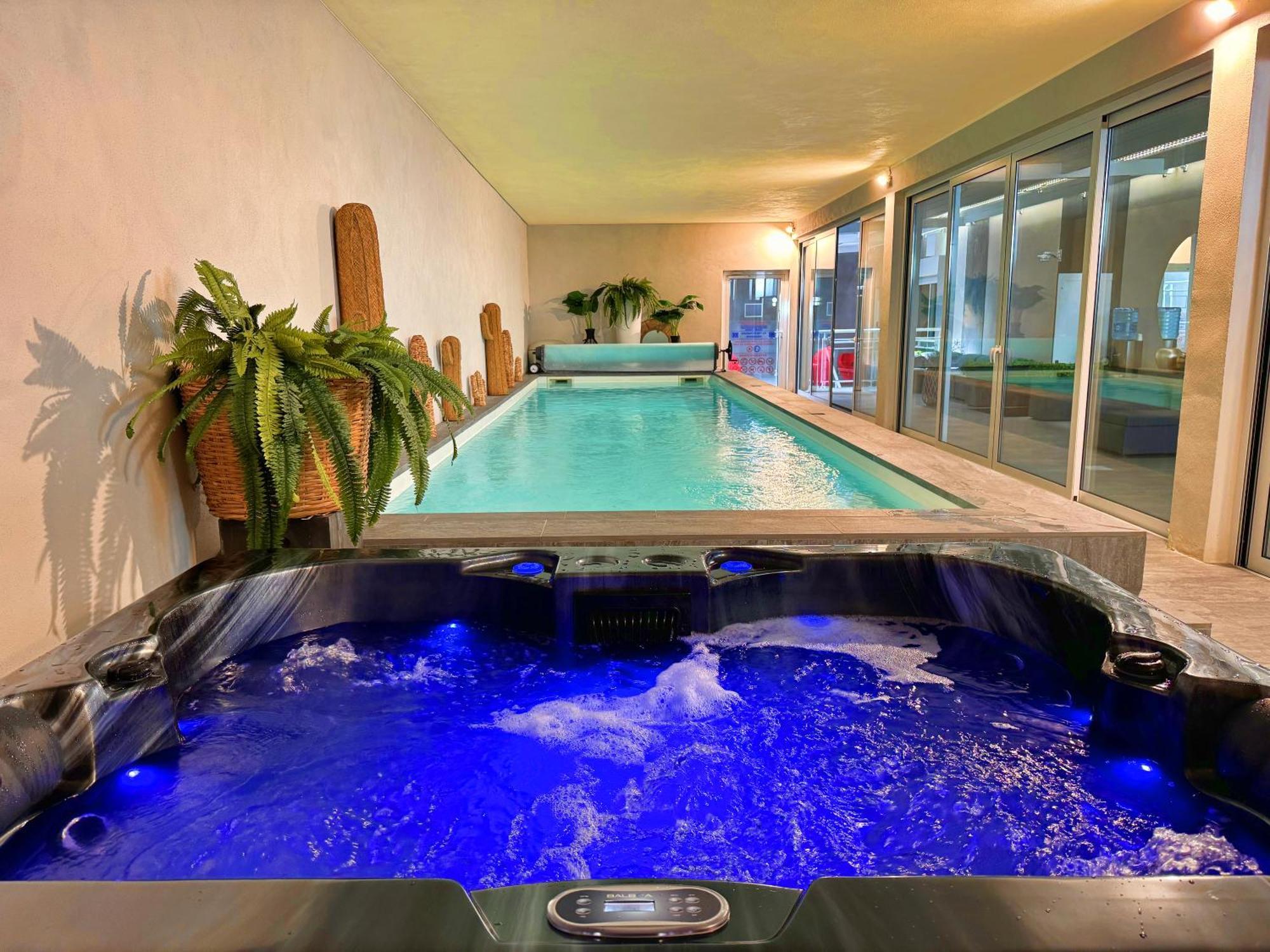 Hotel Revellata & Spa Καλβί Εξωτερικό φωτογραφία