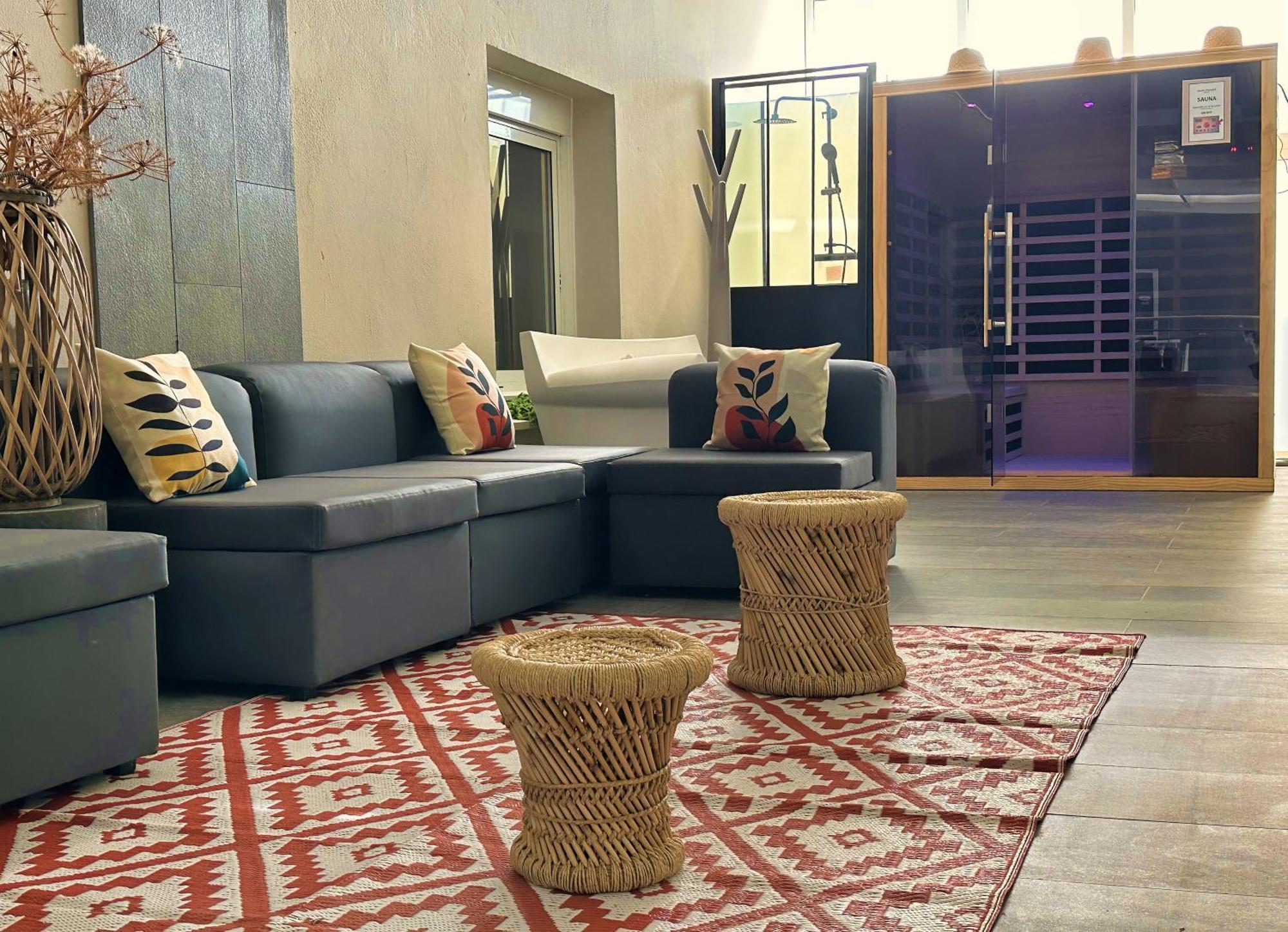 Hotel Revellata & Spa Καλβί Εξωτερικό φωτογραφία