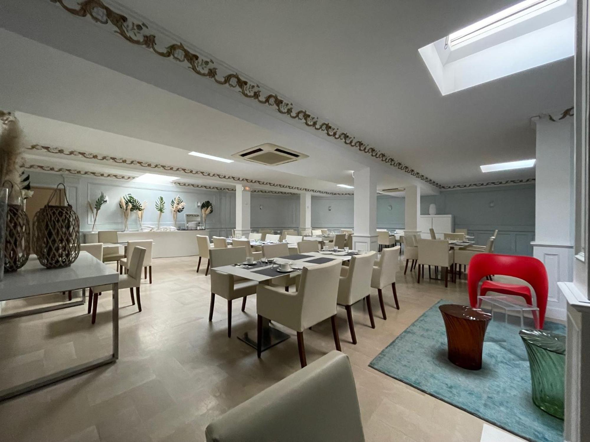 Hotel Revellata & Spa Καλβί Εξωτερικό φωτογραφία