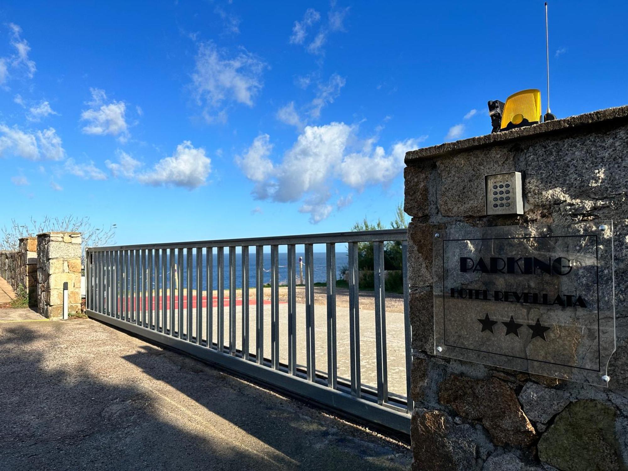 Hotel Revellata & Spa Καλβί Εξωτερικό φωτογραφία