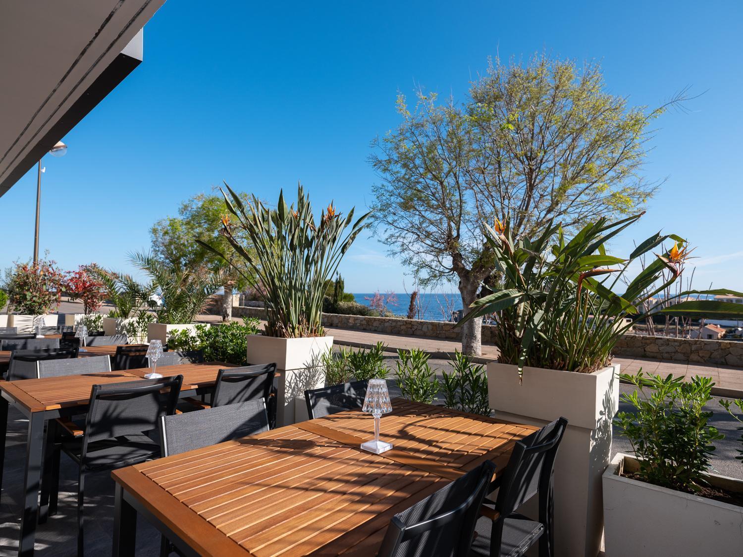 Hotel Revellata & Spa Καλβί Εξωτερικό φωτογραφία
